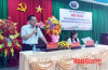 Ông Nguyễn Thanh Tùng, Giám đốc Sở Y tế tỉnh, trả lời những ý kiến của viên chức, người lao động Trung tâm Y tế huyện Châu Thành A.