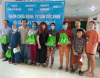 Đơn vị tài trợ trao 500 phần quà cho gia đình chính sách, người có công với cách mạng, người nghèo.