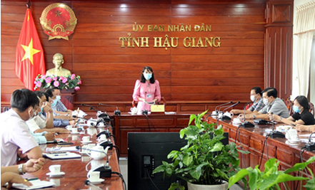 Phó Chủ tịch UBND tỉnh Hồ Thu Ánh phát biểu chỉ đạo tại buổi làm việc.