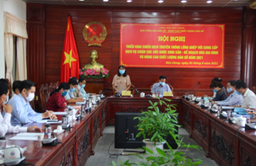 Bà Hồ Thu Ánh, Phó Chủ tịch UBND tỉnh phát biểu chỉ đạo tại Hội nghị.