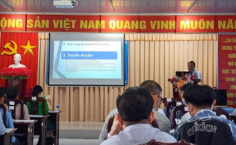 BSCKI. Nguyễn Thanh Hiền, Giám đốc Bệnh viện Phổi phát biểu khai mạc Hội thảo. (Ảnh: Văn Nhân)